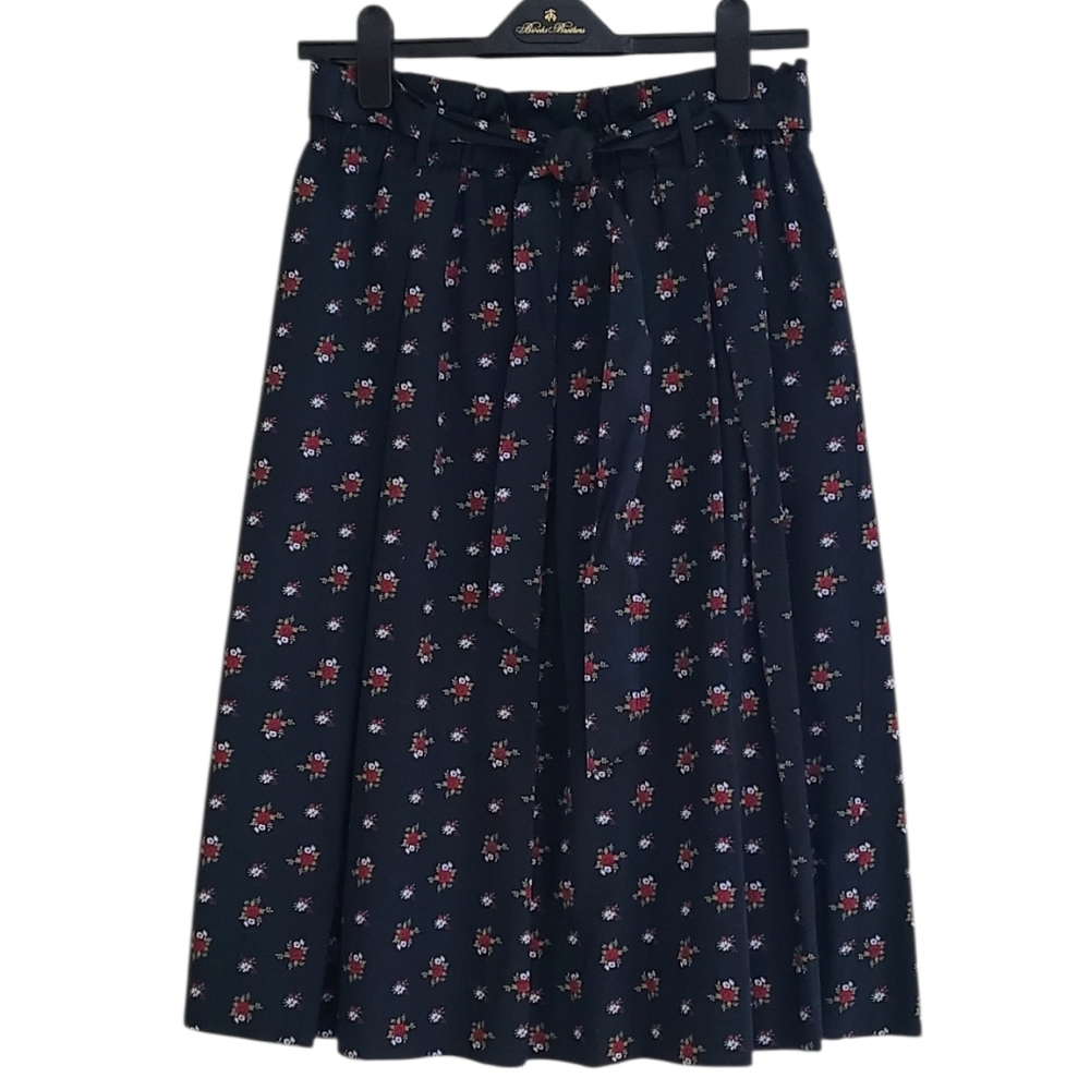 NWT Brooks Brothers Soft Cotton Floral Skirt w/ Pockets Size 4